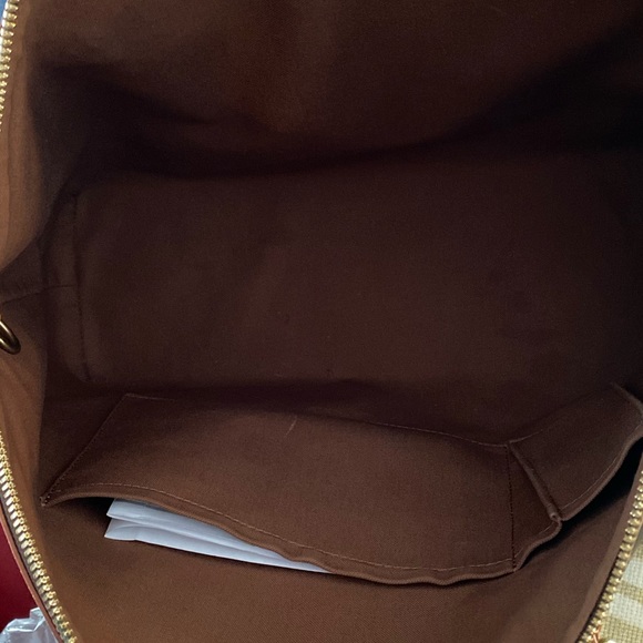 ❌❌SOLD❌❌ Authentic Loius Vuitton Horizontal Lockit - Picture 10 of 16